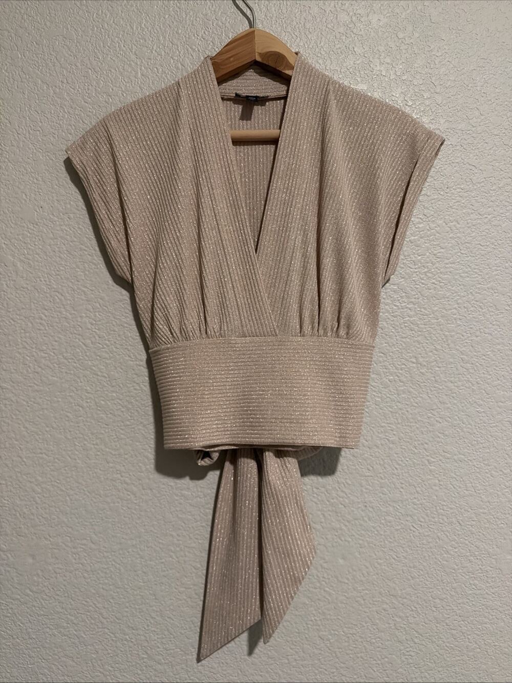 Express Y2K Top Cropped Babydoll Gold Sparkle 90s Evening Feminine Banded Waist